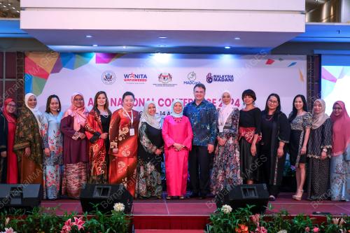 DATUK SERI NANCY SHUKRI