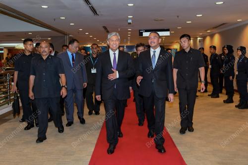 KL75_17042018_TPM_BN201804165422