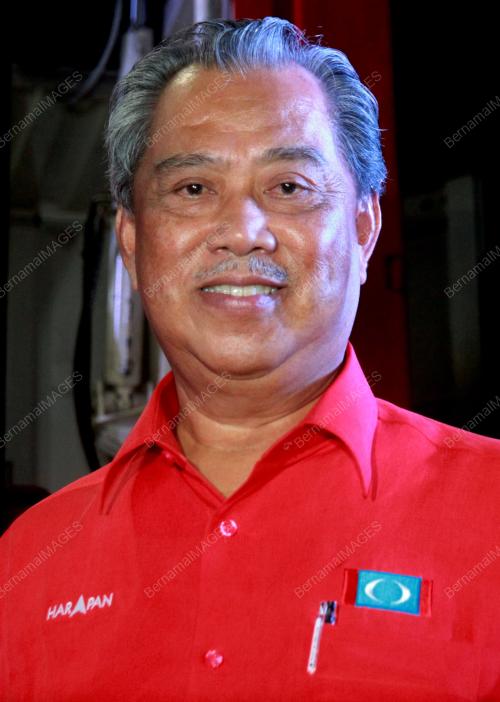 KL75_18052018_MUHYIDDIN