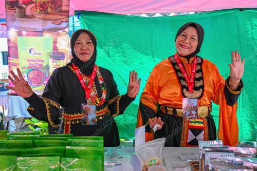 FESTIVAL KEBUDAYAAN BORNEO