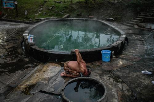 KOLAM AIR PANAS SELAYANG