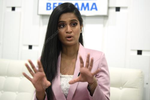 DR NISHA THAYANANTHAN
