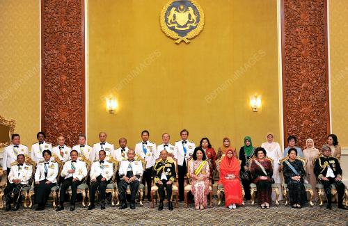 KL75_28042012_AGONG