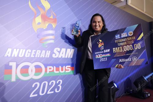 MOHD IZZUL FARHAN AHMAD SURIANSHAH