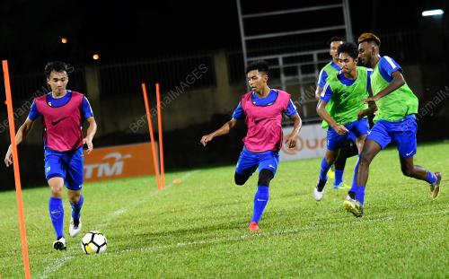 KL76_07112019_BOLA_BN201911066840