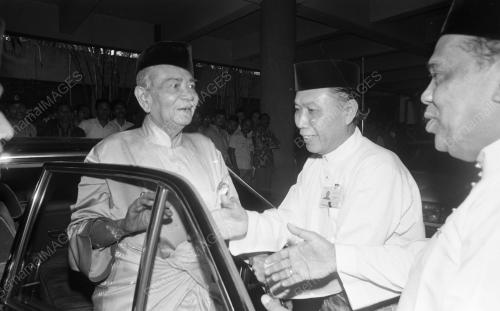 KL76_08072015_MESYUARAT_UMNO