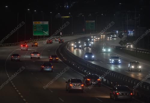 ALIRAN TRAFIK LEBUHRAYA
