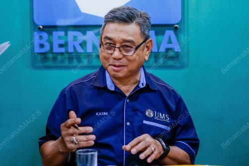 DATUK DR KASIM MANSOR