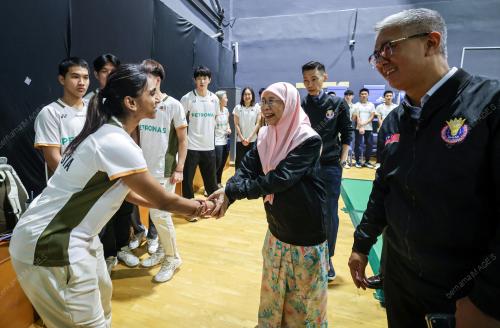 KL76_12022026_BAM
