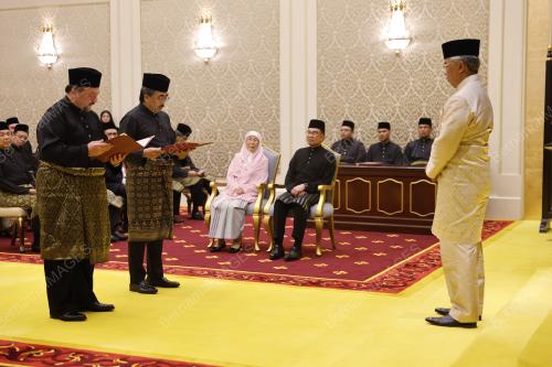 AL-SULTAN ABDULLAH RIÃ•AYATUDDIN AL-MUSTAFA BILLAH SHAH