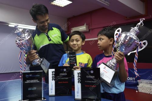 PEMAIN CILIK PING PONG