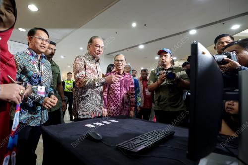 DATUK SERI ANWAR IBRAHIM