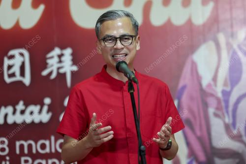 FAHMI FADZIL
