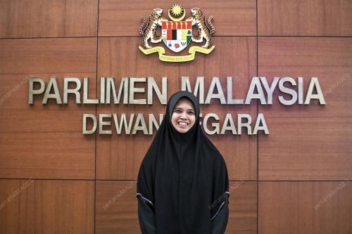 KL76_16122025_DEWAN_NEGARA