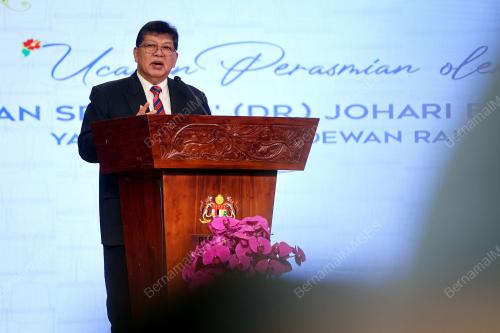 TAN SRI JOHARI ABDUL