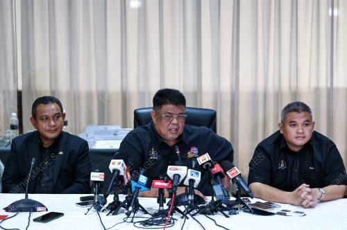 DATUK SERI AB RAUF YUSOH