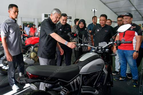 DATUK SERI DR AHMAD ZAHID HAMIDI