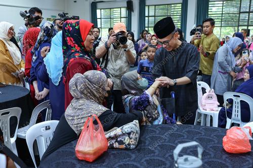 DATUK FAHMI FADZIL