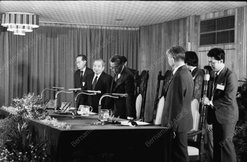KAMPUCHEA SUMMIT