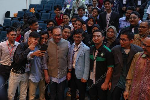 DATUK SERI ANWAR IBRAHIM