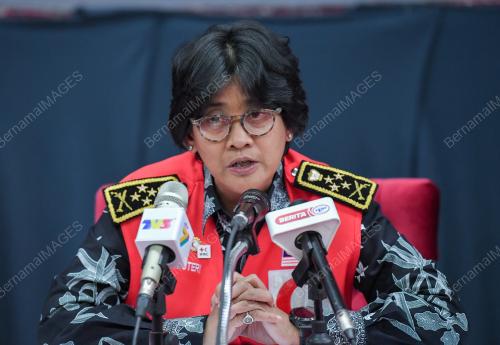 TAN SRI TUNKU PUTERI INTAN SAFINAZ