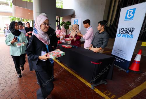 AGIHAN PEK JUADAH BERBUKA PUASA
