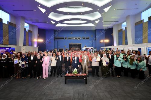 DATUK FAHMI FADZIL