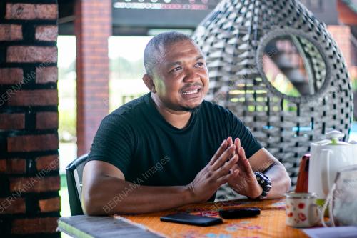 MOHD SHUIB BAHARI