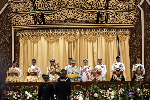 KL76_31012019_AGONG_BN201901289402