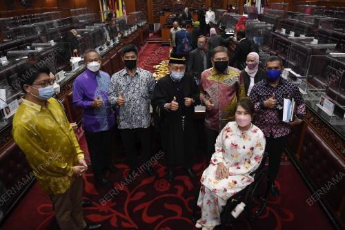 TAN SRI DR RAIS YATIM
