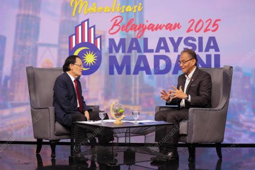 DATUK SERI DR DZULKEFLY AHMAD