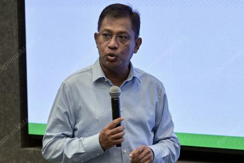 DATUK JOHAN IDRIS