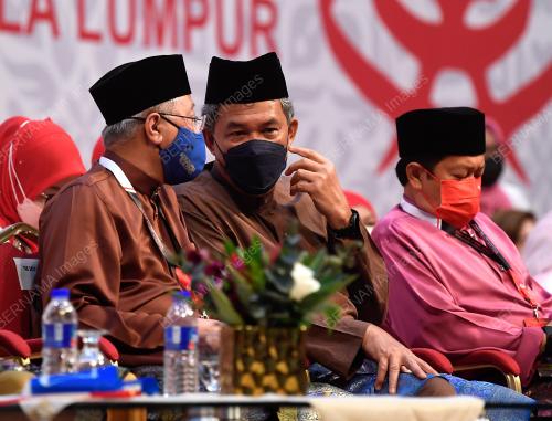 DATUK SERI MOHAMAD HASAN