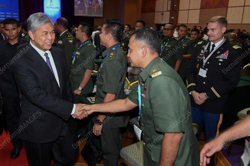 KL77_17042018_TPM_BN201804165422