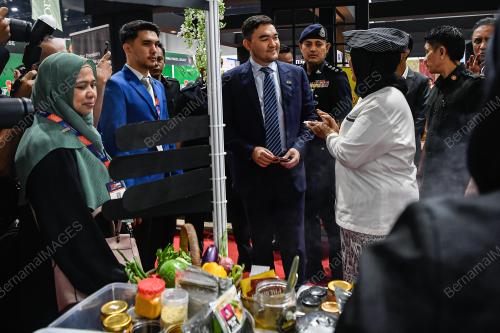 TENGKU AMIR SHAH SHARAFUDDIN IDRIS SHAH