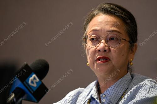 ARMIDA SALSIAH ALISJAHBANA