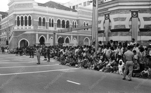 KL77_20102015_HARI_MERDEKA