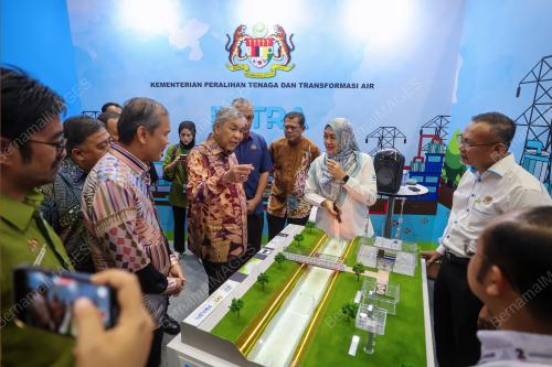 PROGRAM DUA TAHUN KERAJAAN MADANI