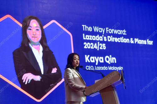 KAYA QIN