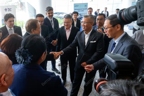 TENGKU DATUK SERI ZAFRUL ABDUL AZIZ