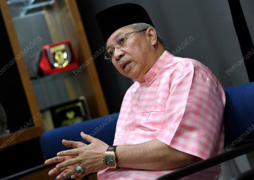 TAN SRI ANNUAR MUSA