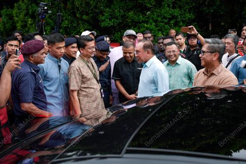 DATUK SERI ANWAR IBRAHIM