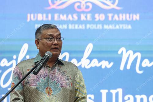 DATUK SERI DR SHAMSUL ANUAR NASARAH