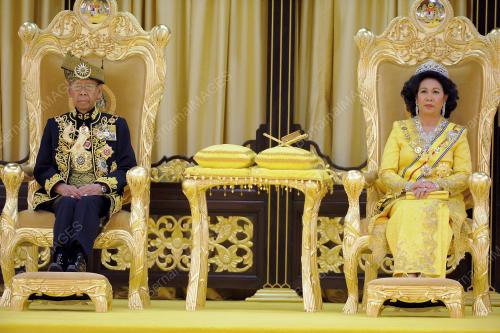 KL78_11042012_AGONG