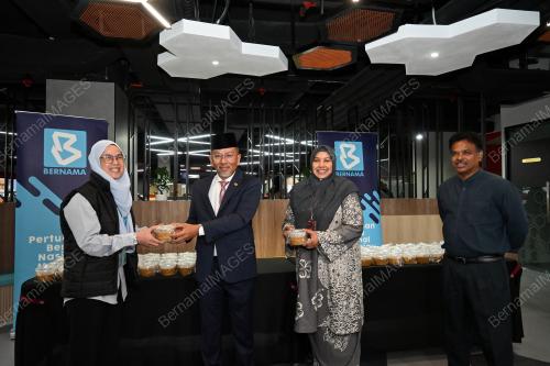 DATUK MUZLI MOHD ZIN