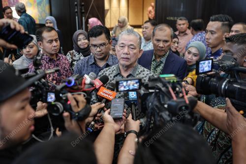 DATUK SERI FADILLAH YUSOF