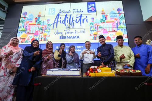 FAHMI FADZIL