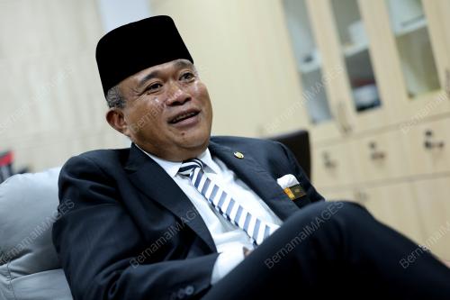DATUK NAZIM MOHD ALIM