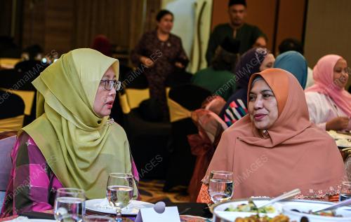 DATUK SERI DR ZALIHA MUSTAFA