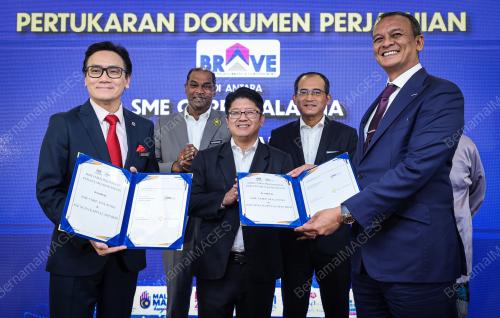 DATUK EWON BENEDICK